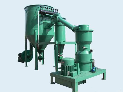 如何正確操作超細(xì)粉碎機(jī)？