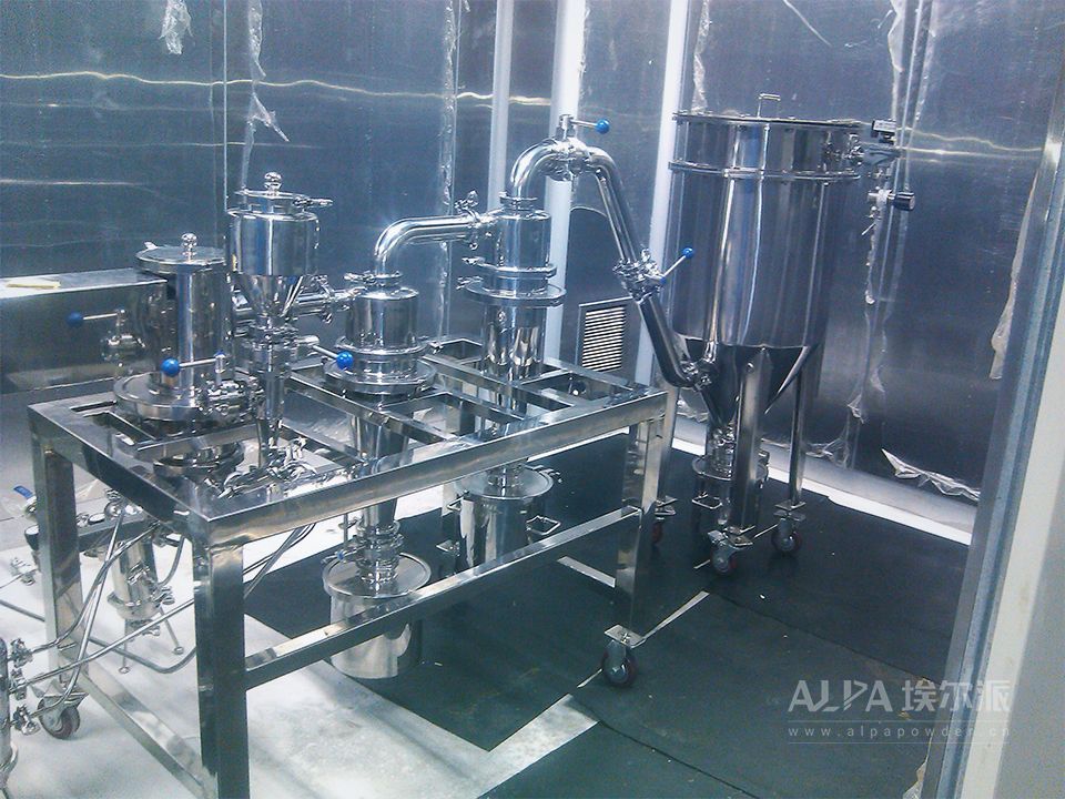 實(shí)驗(yàn)室三合一<a href=http://m.lawnandtreecareservices.com/chanpin/27.html target=_blank class=infotextkey>氣流粉碎機(jī)</a>