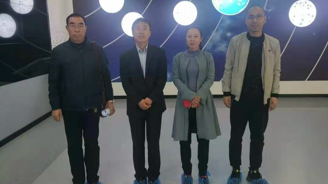 中國(guó)建材報(bào)《水泥內(nèi)參》媒體記者來(lái)訪山東埃爾派粉體科技有限公司